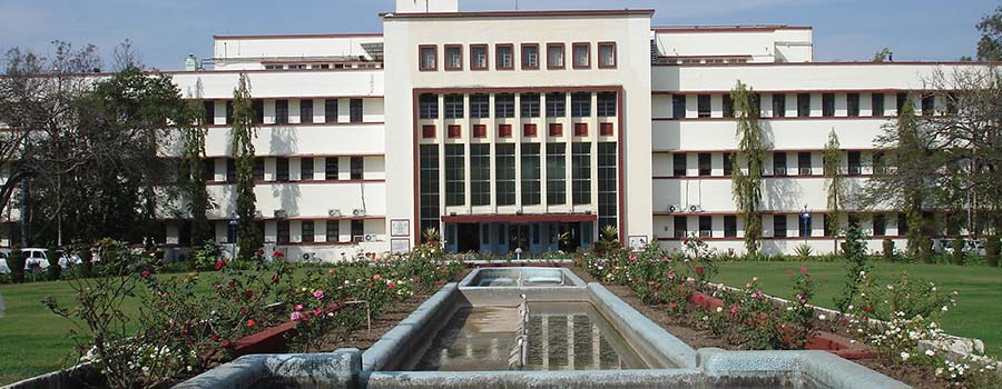 Dr Rahul Chopra Leads Workshop On Innovation in Science