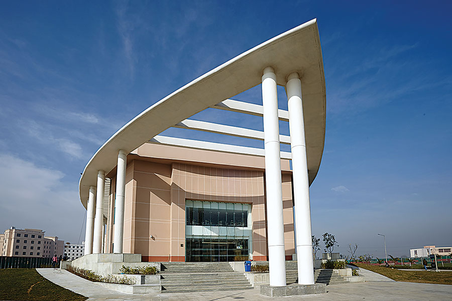 shiv nadar university_liberal arts bldg